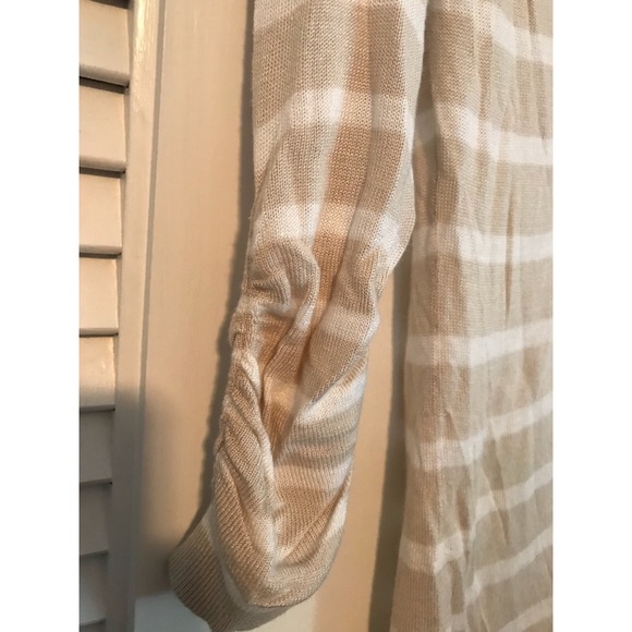 Express Sweater - Picture 4 of 4